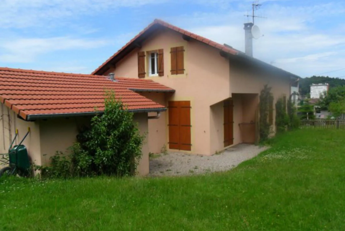 Maison à Épinal de 5 chambres avec grand terrain – Idéalement située 