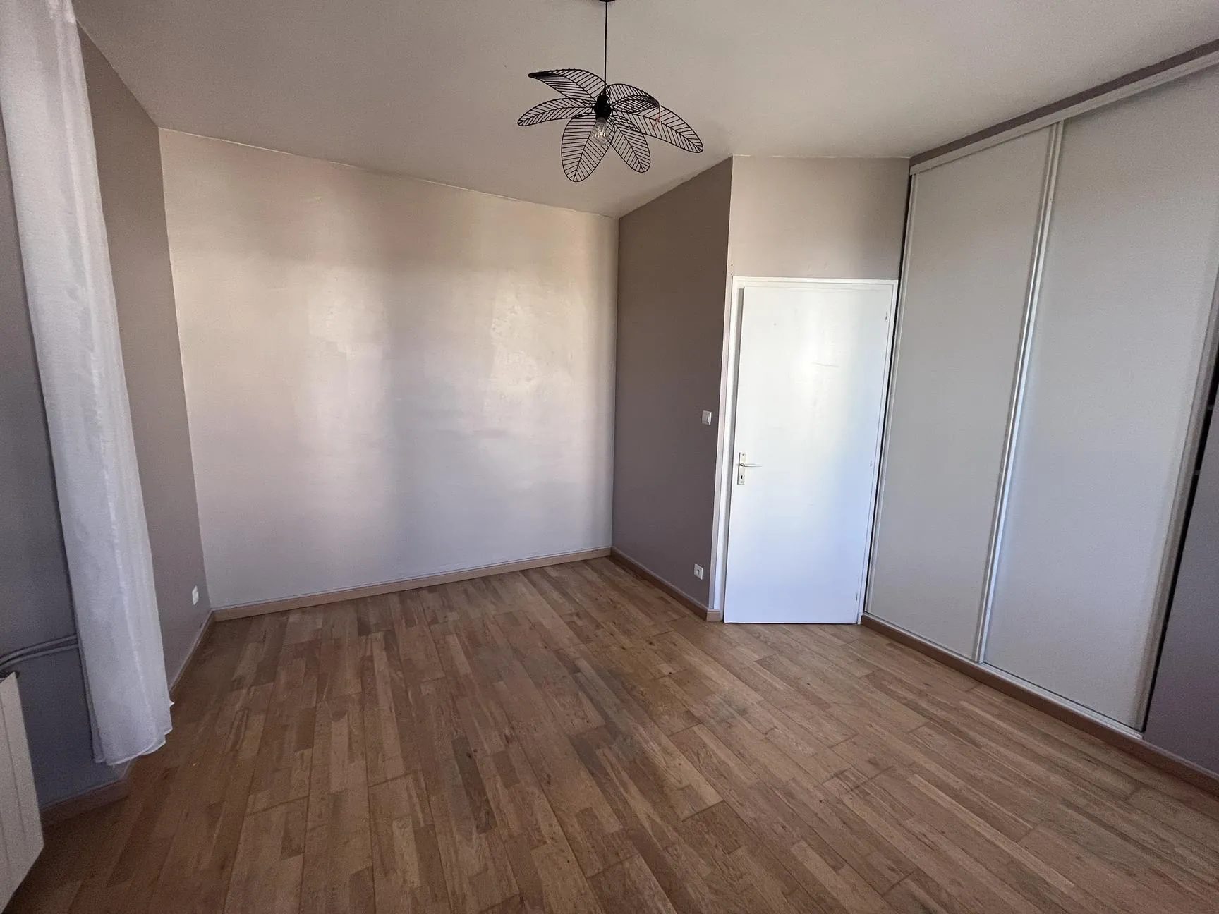 Maison à Épinal de 5 chambres avec grand terrain – Idéalement située 