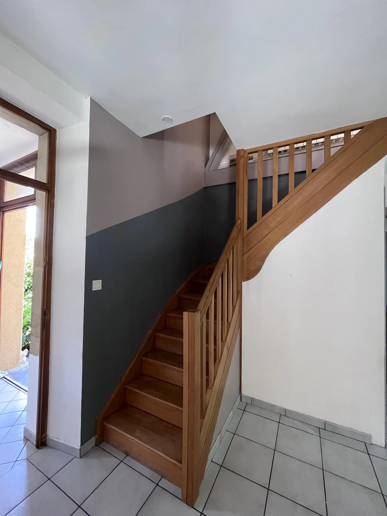 Maison à Épinal de 5 chambres avec grand terrain – Idéalement située 