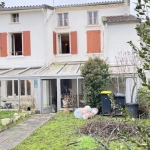 Maison lumineuse à Carmaux avec 4 chambres et jardin, proche commerces