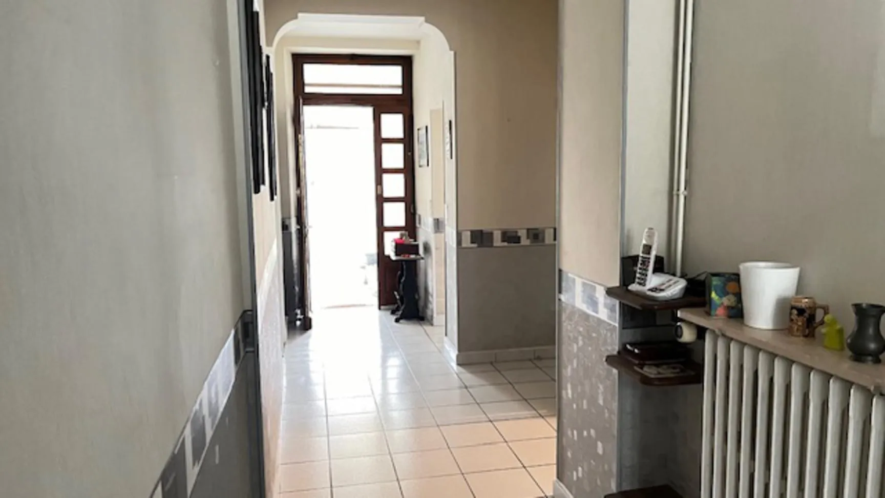Maison lumineuse à Carmaux avec 4 chambres et jardin, proche commerces 