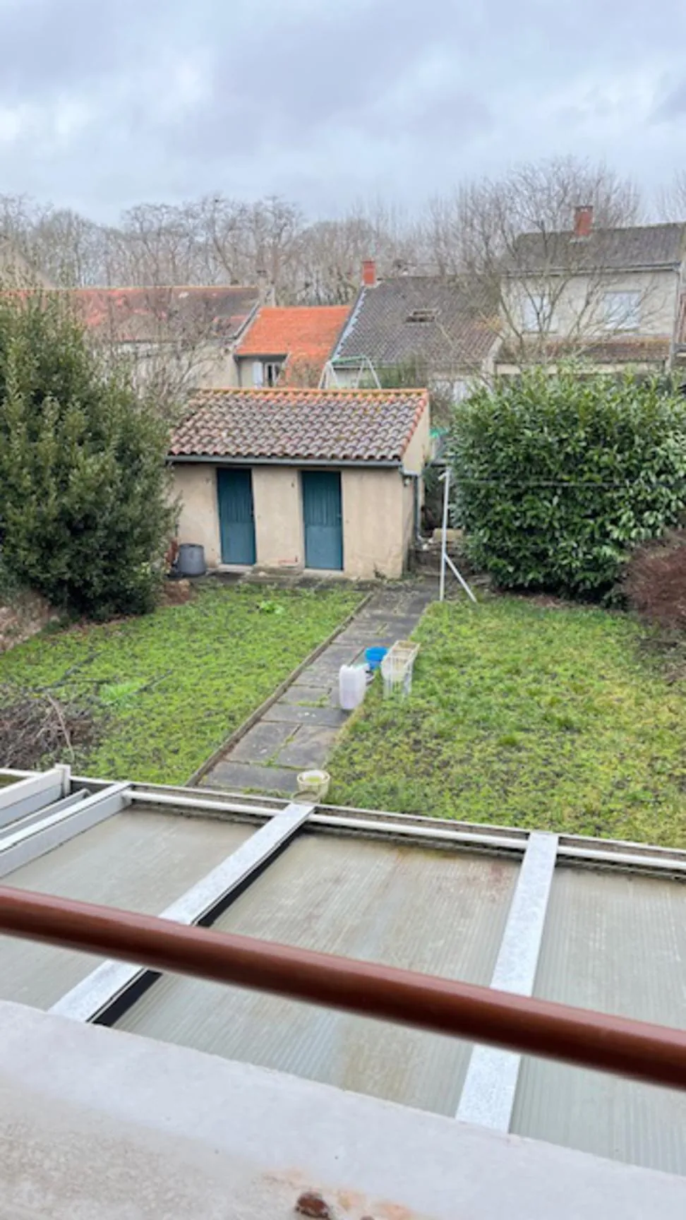 Maison lumineuse à Carmaux avec 4 chambres et jardin, proche commerces 