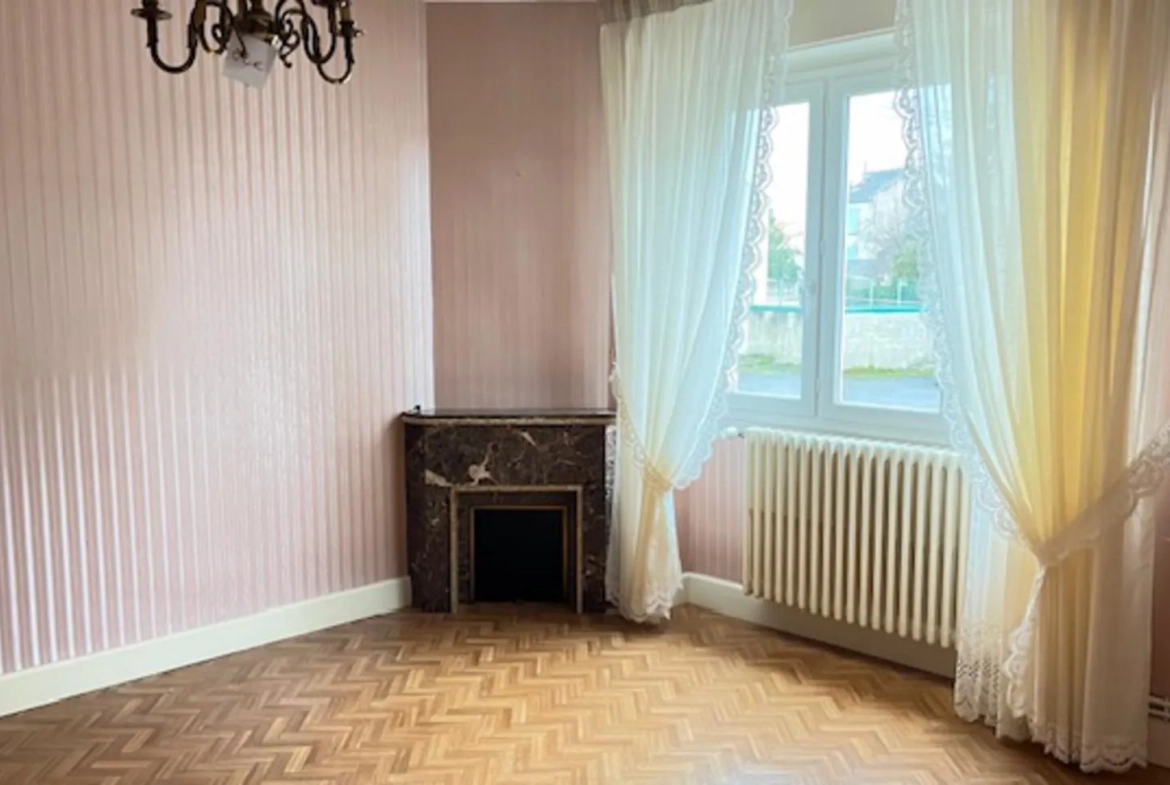 Maison lumineuse à Carmaux avec 4 chambres et jardin, proche commerces 