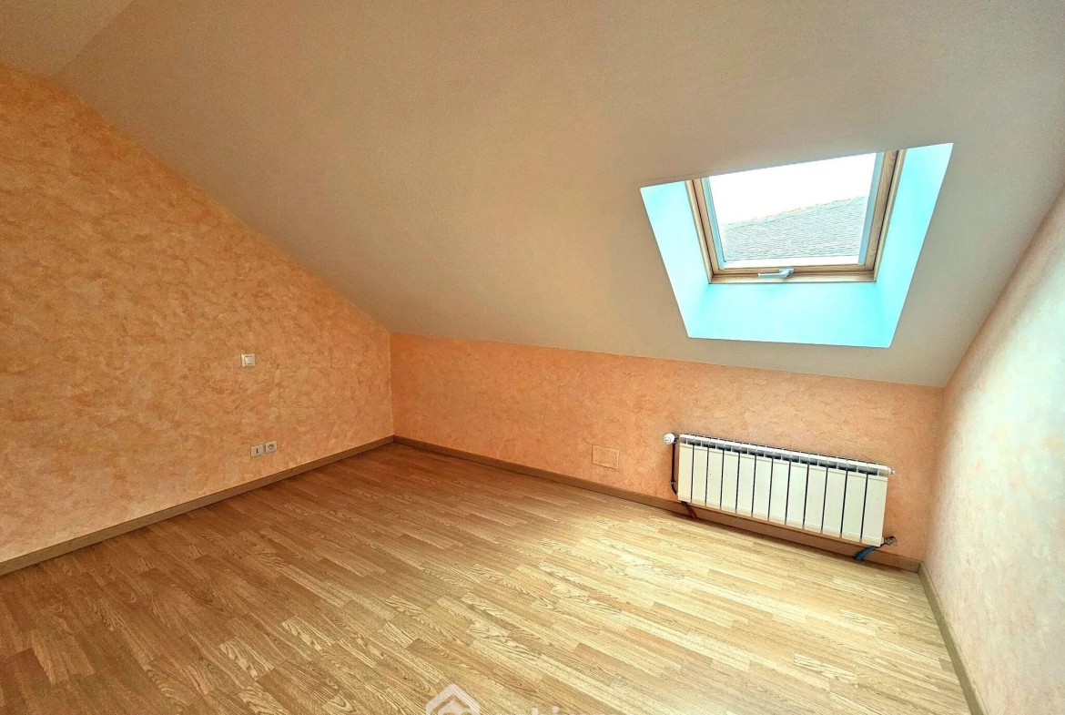Belle maison en pierre de 100 m² à Thoury-Férottes avec garage et 4 chambres 