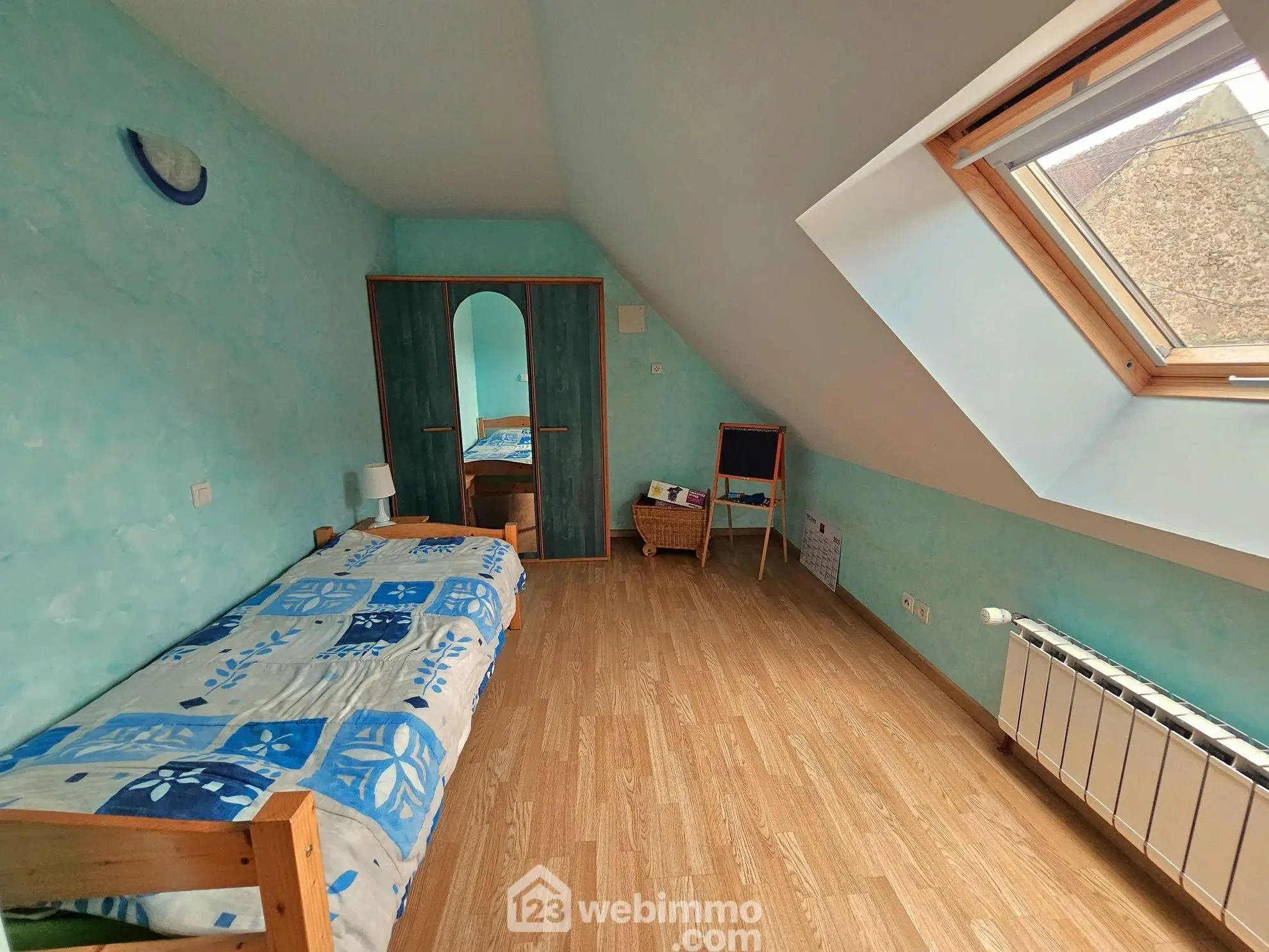Belle maison en pierre de 100 m² à Thoury-Férottes avec garage et 4 chambres 