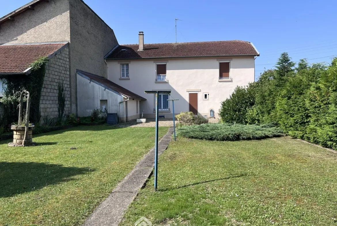 Grande maison à Bras-sur-Meuse de 161 m² avec terrain et bunker historique 
