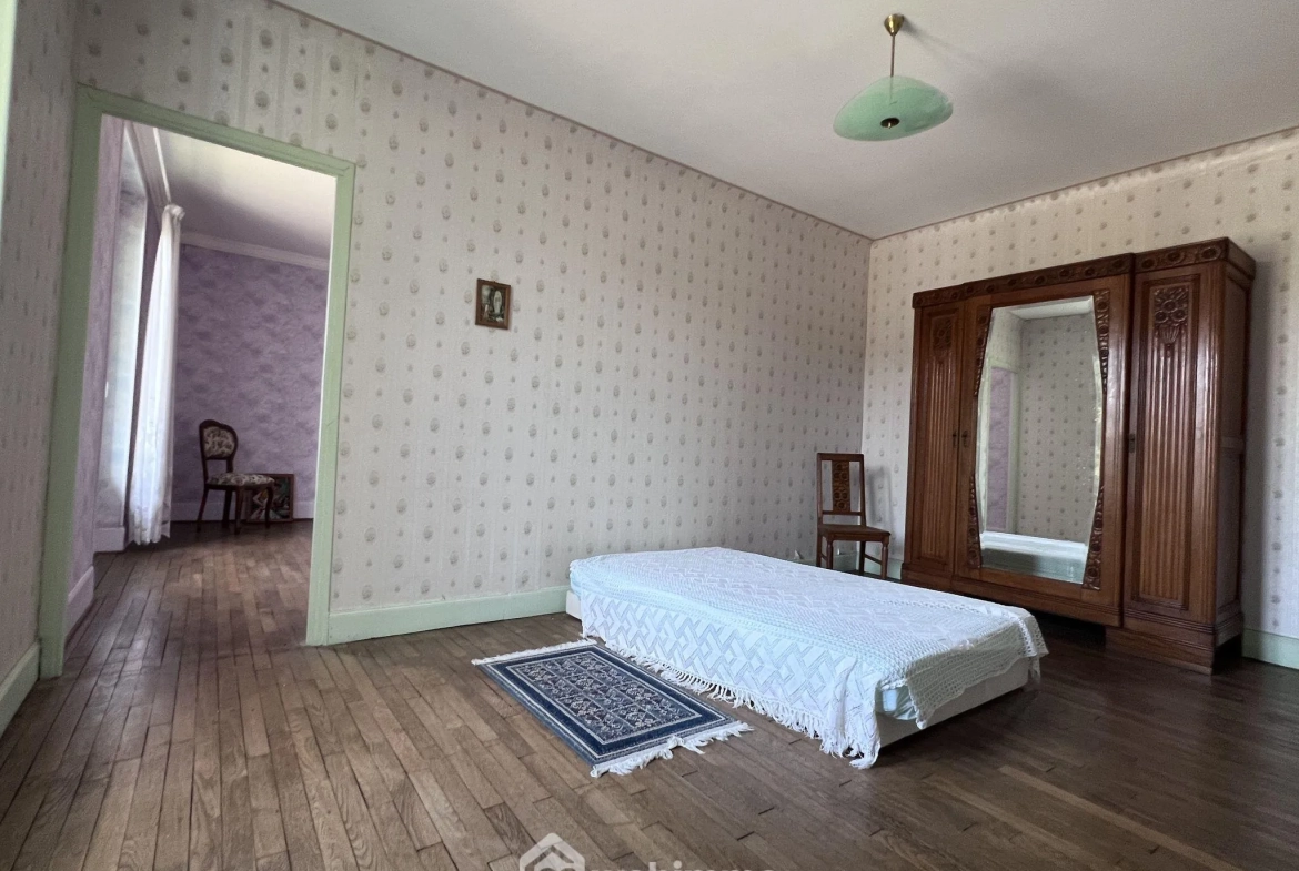 Grande maison à Bras-sur-Meuse de 161 m² avec terrain et bunker historique 