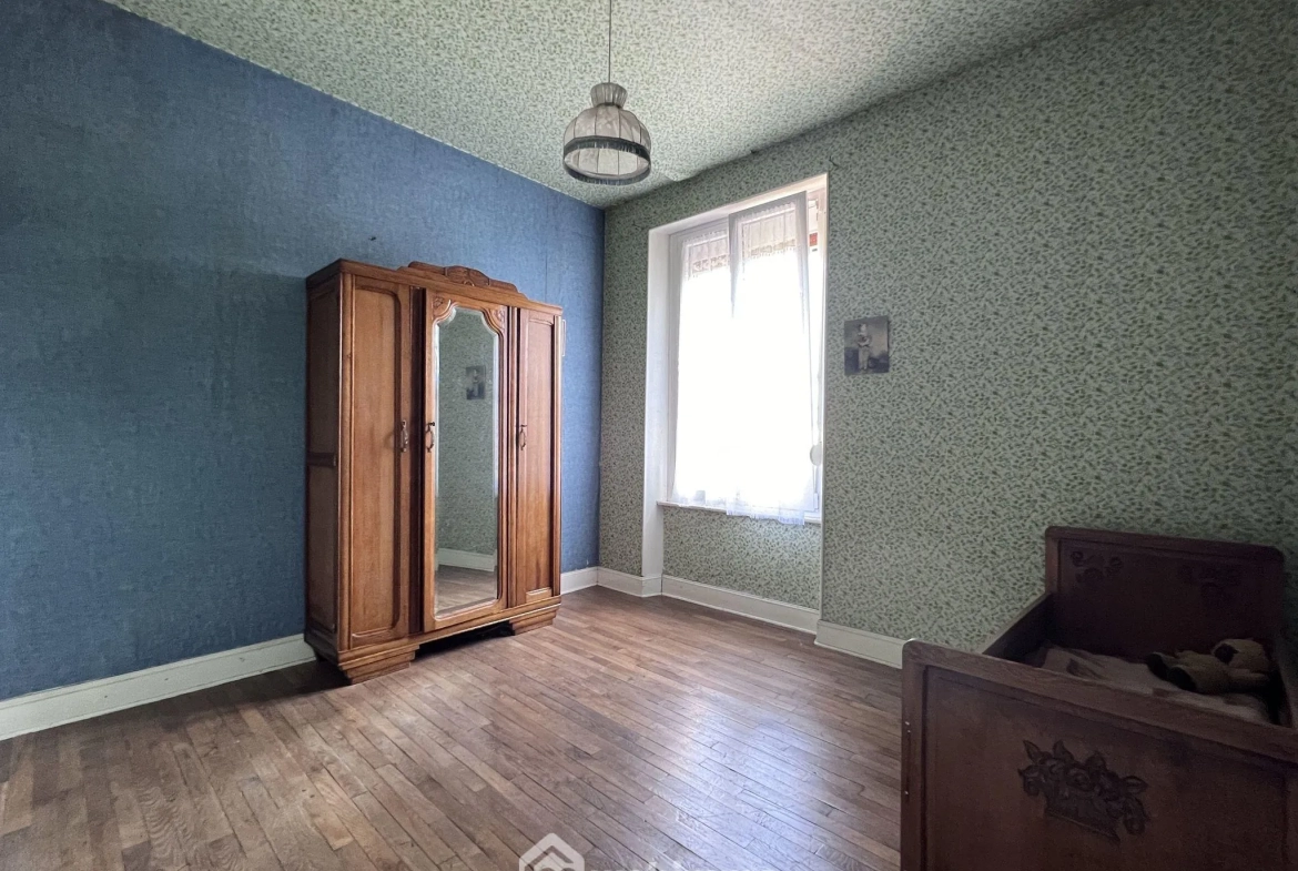 Grande maison à Bras-sur-Meuse de 161 m² avec terrain et bunker historique 