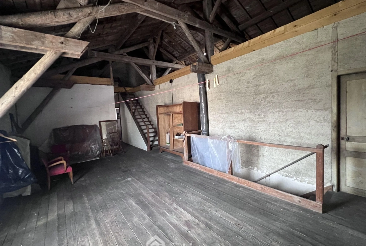Grande maison à Bras-sur-Meuse de 161 m² avec terrain et bunker historique 