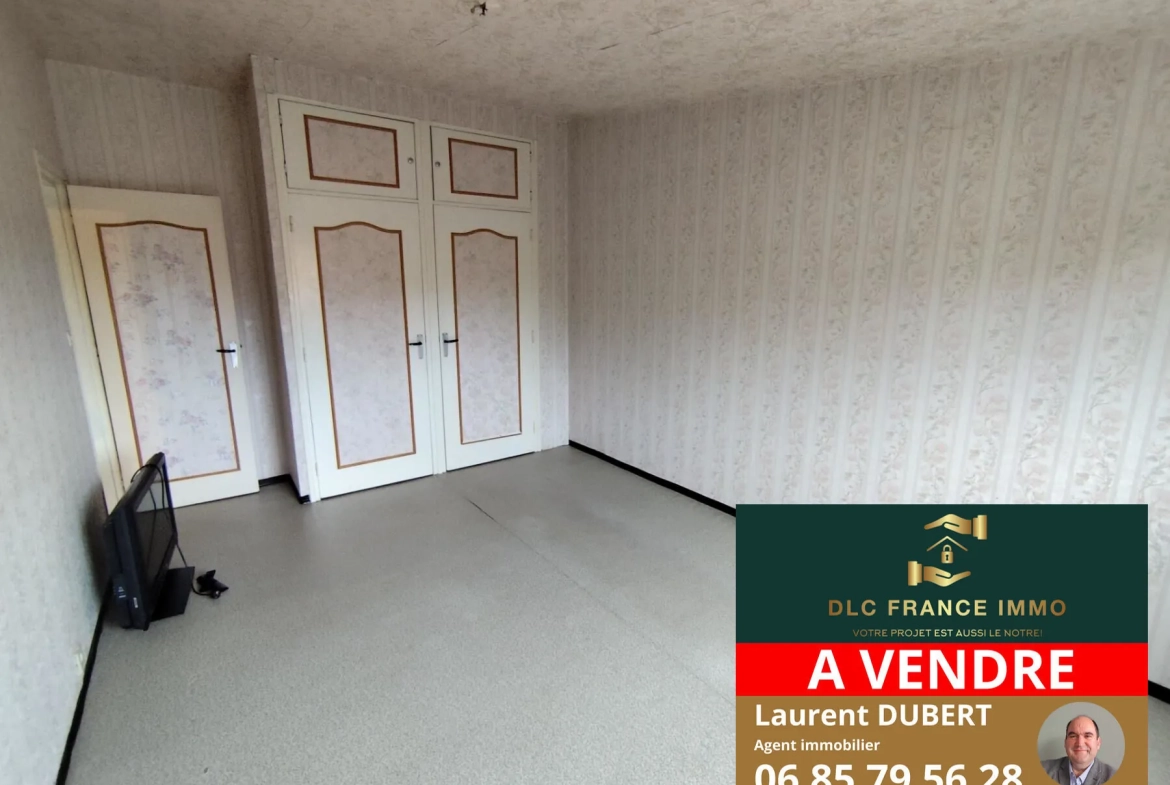 Maison semi-individuelle à Crespinn avec 3 chambres et terrain de 323 m² 
