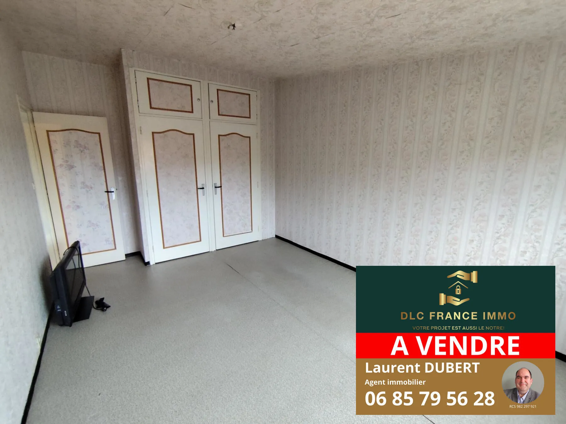 Maison semi-individuelle à Crespinn avec 3 chambres et terrain de 323 m² 