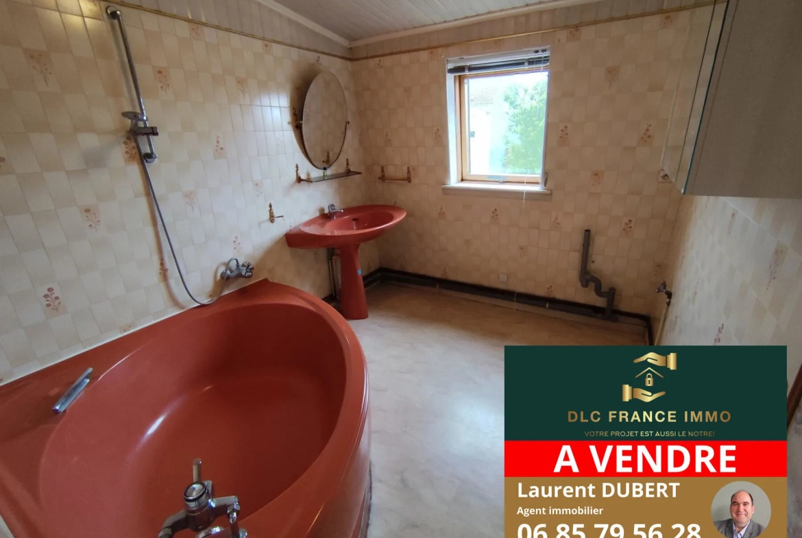 Maison semi-individuelle à Crespinn avec 3 chambres et terrain de 323 m² 