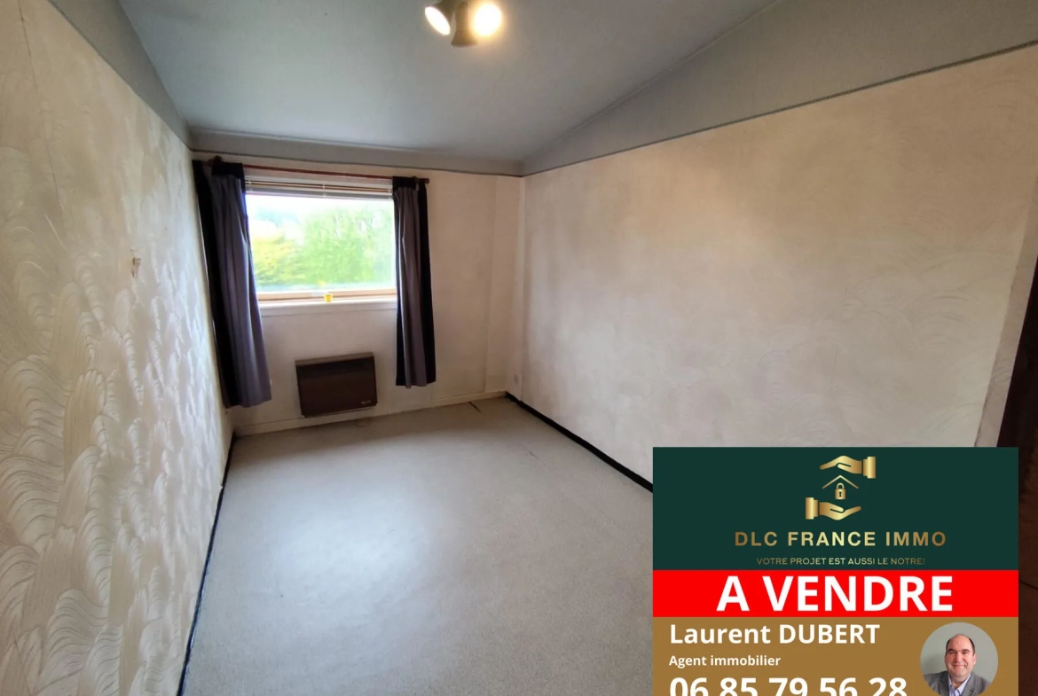 Maison semi-individuelle à Crespinn avec 3 chambres et terrain de 323 m² 
