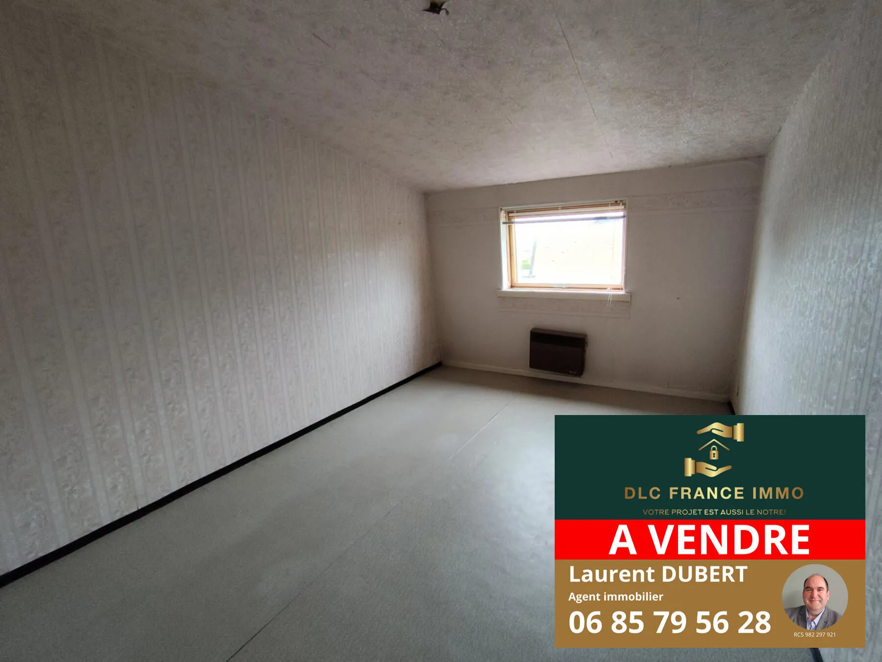 Maison semi-individuelle à Crespinn avec 3 chambres et terrain de 323 m² 