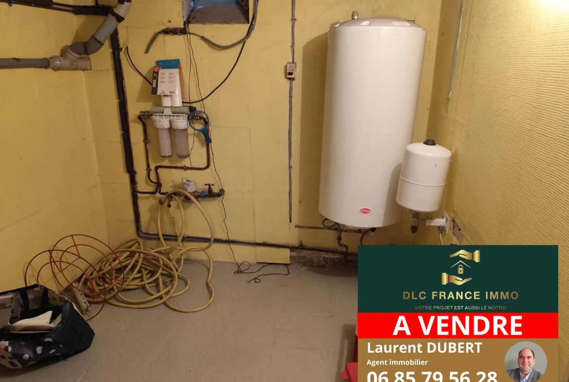 Maison semi-individuelle à Crespinn avec 3 chambres et terrain de 323 m² 
