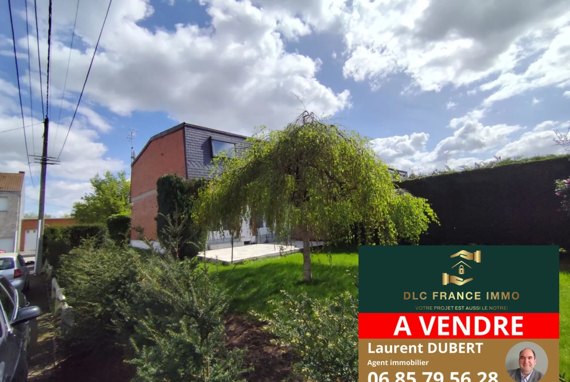Maison semi-individuelle à Crespinn avec 3 chambres et terrain de 323 m² 