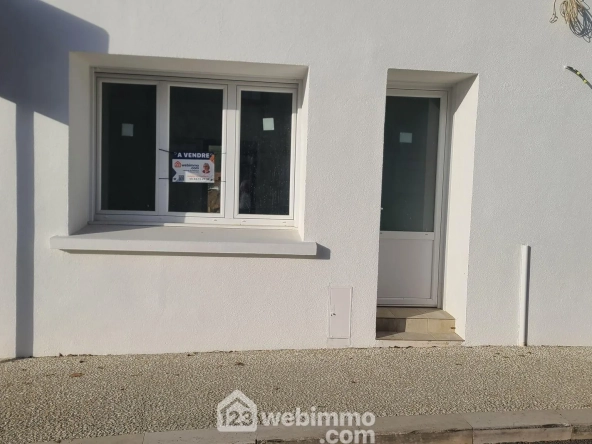 Maison de ville rénovée de 80m² à Talmont-Saint-Hilaire avec cour