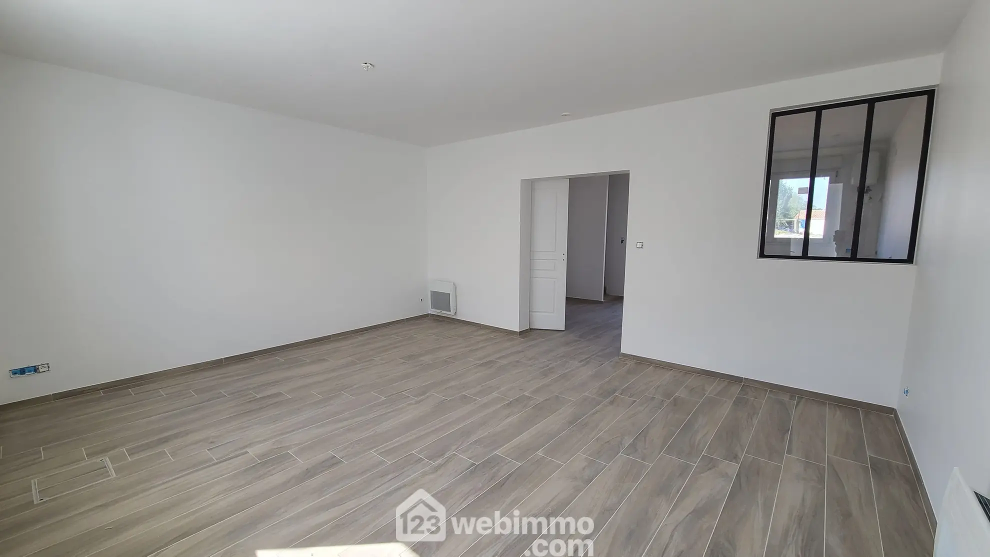 Maison de ville rénovée de 80m² à Talmont-Saint-Hilaire avec cour 