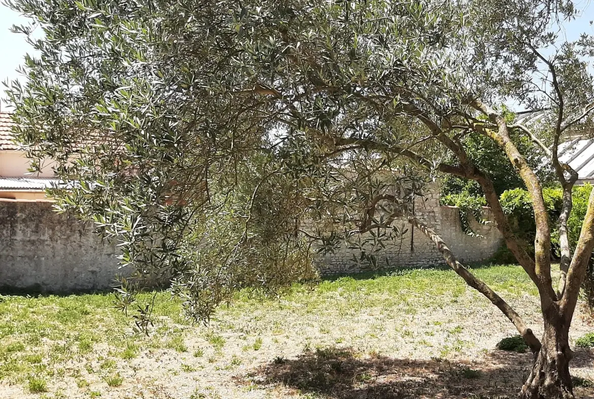 Terrain à bâtir de 330 m² à La Rochelle, emplacement privilégié sur la Pallice 