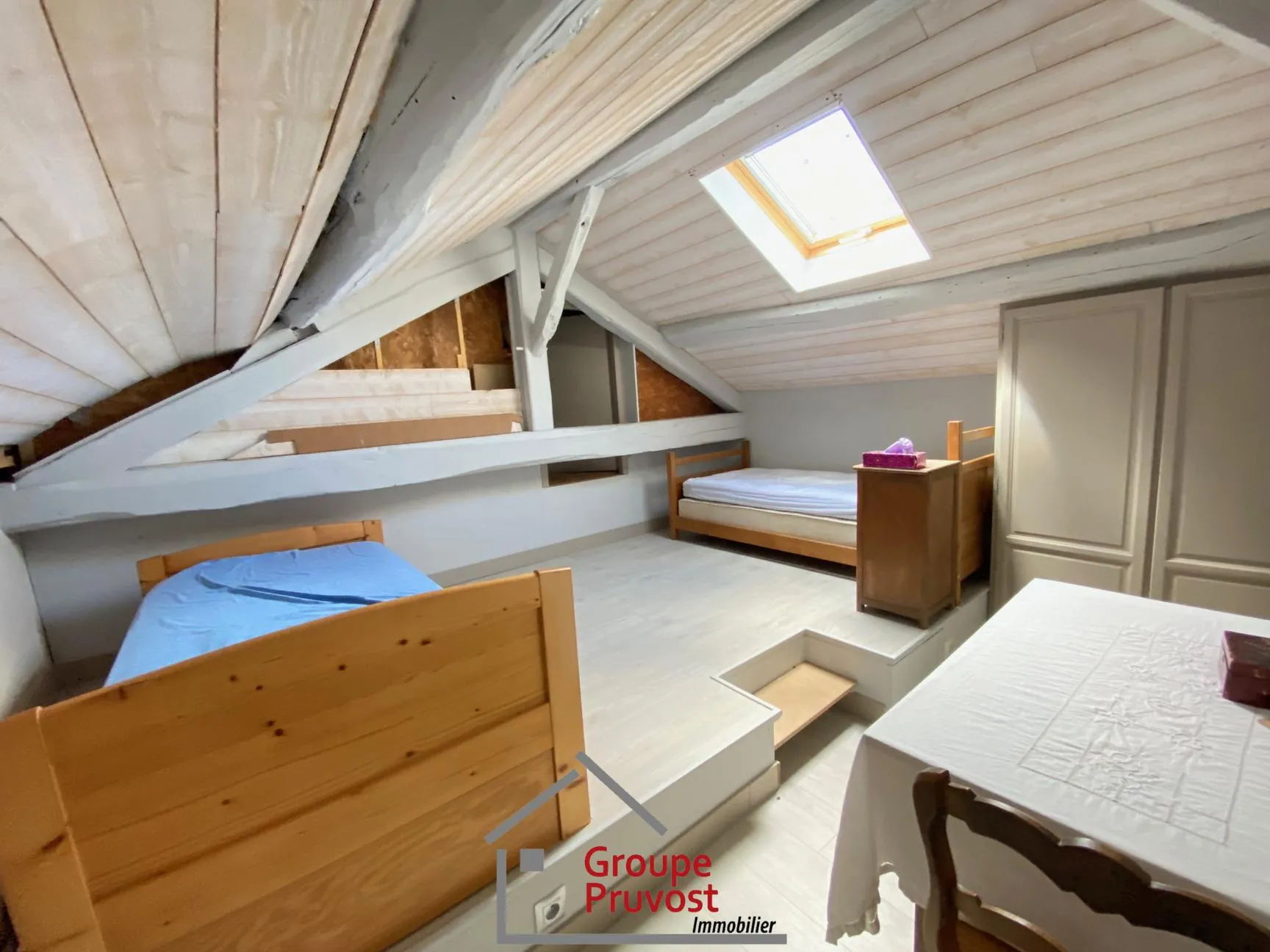 Maison de village en pierre de 180 m² avec terrain à Cluny 