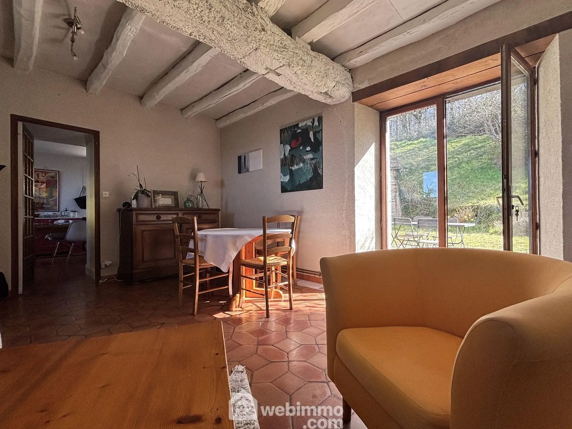 Maison en pierre avec extension à Colombiers - 107 m², 3 chambres, garage, terrain boisé 