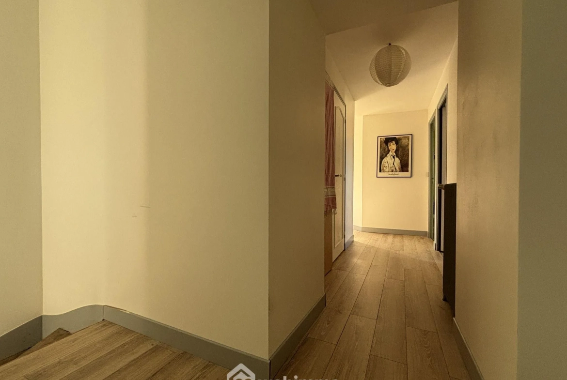Maison en pierre avec extension à Colombiers - 107 m², 3 chambres, garage, terrain boisé 