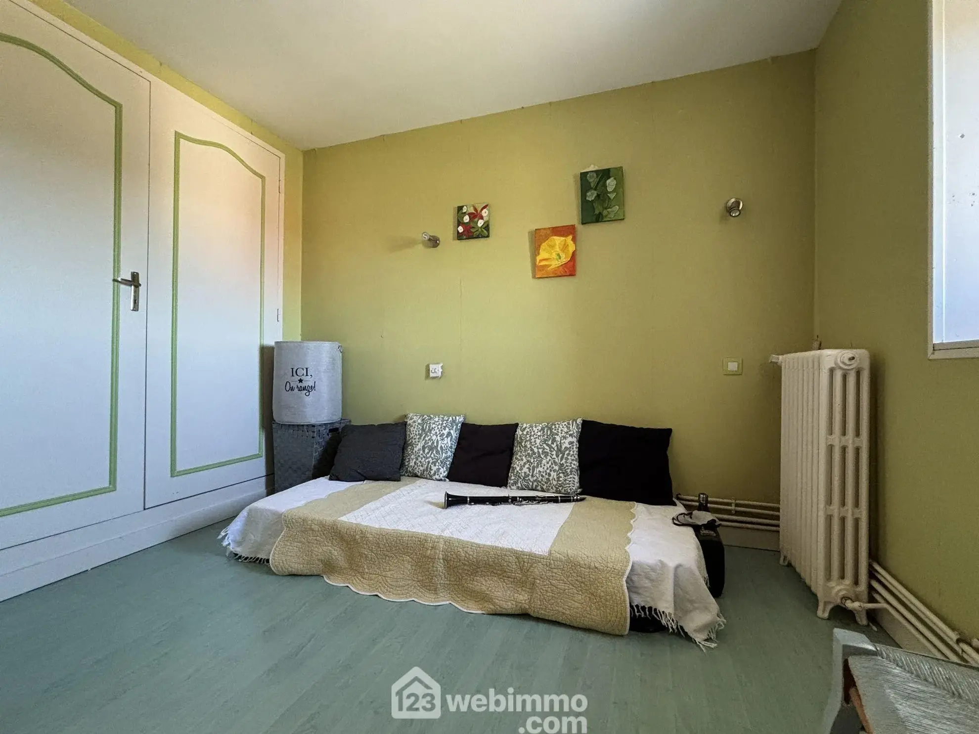 Maison en pierre avec extension à Colombiers - 107 m², 3 chambres, garage, terrain boisé 