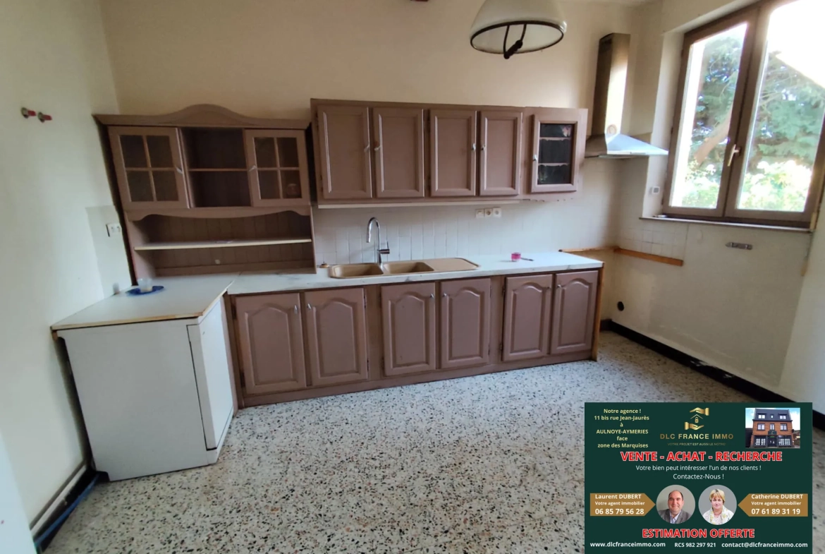 Maison à vendre à Le Quesnoy avec 3 chambres, garage et jardin - Idéal proche commodités 