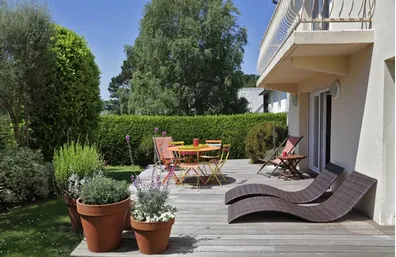 Appartement de 45,68 m2 avec terrasse et jardin à Charbonnières-les-Bains 