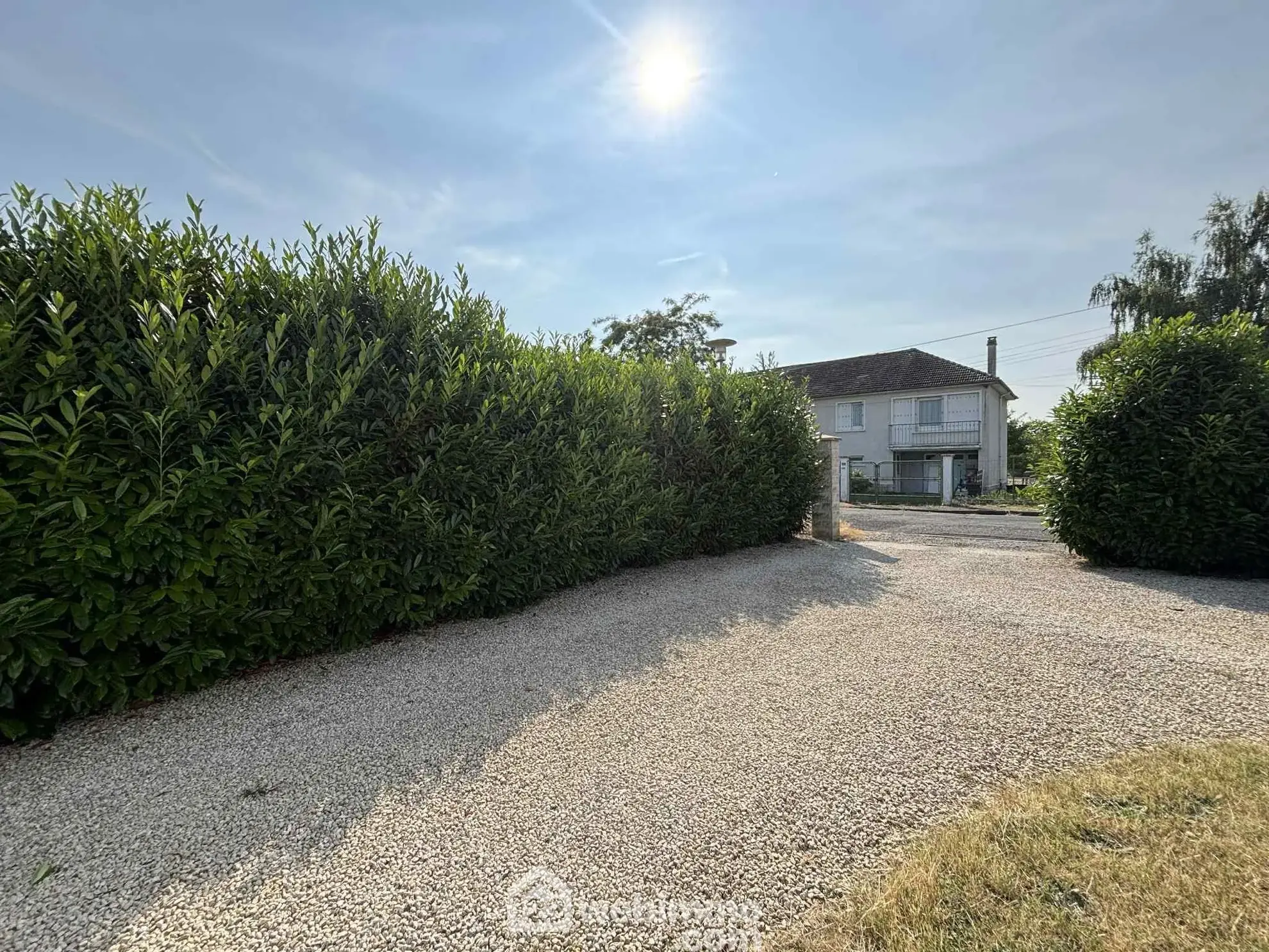 À vendre maison de plain-pied à Descartes, 113 m² avec terrain de 1166 m² 