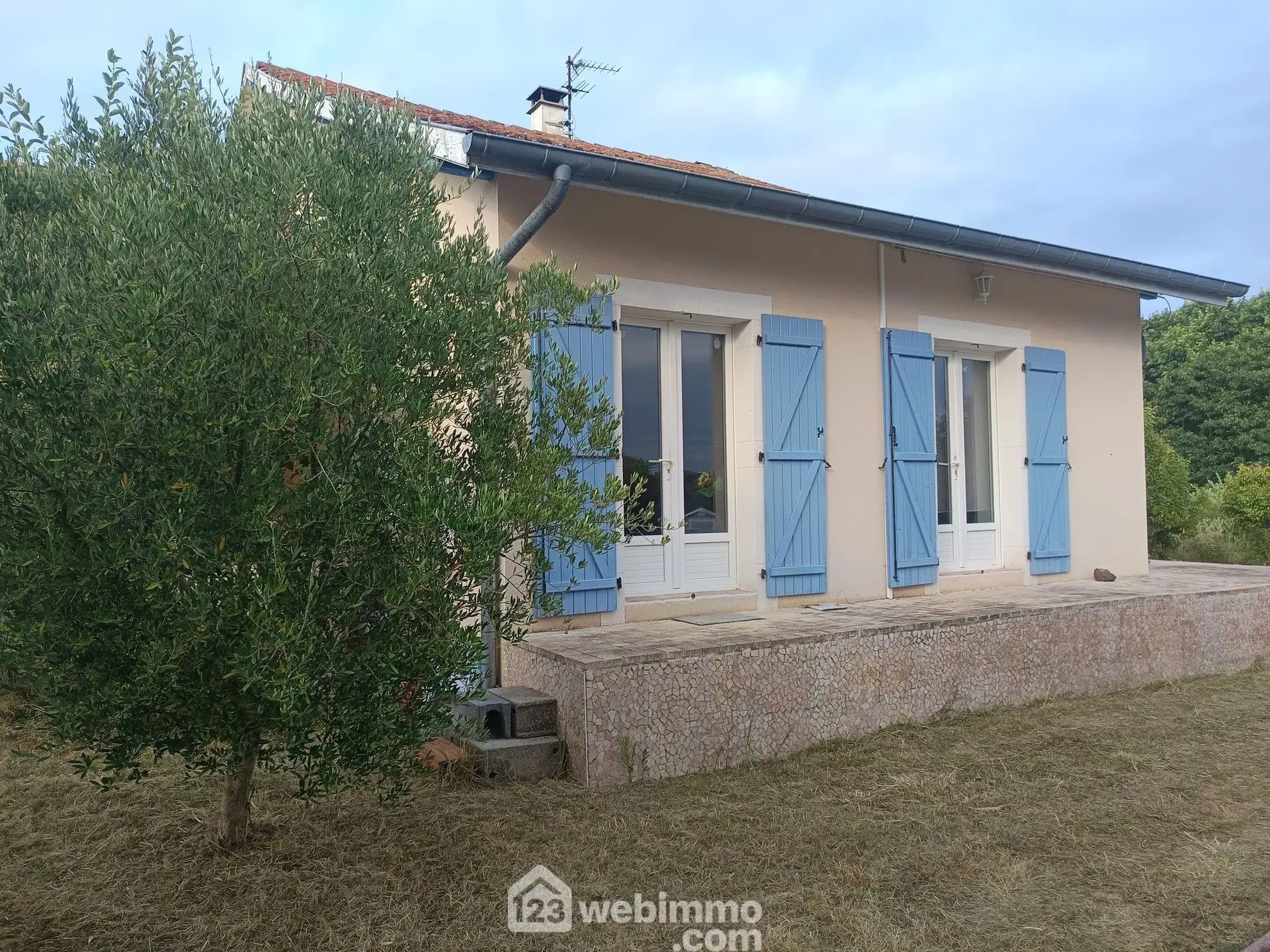 Charmante maison familiale de 119 m² à Hagetmau avec jardin et garage XXL 