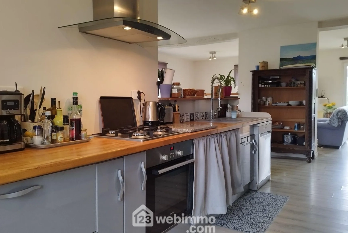 Charmante maison familiale de 119 m² à Hagetmau avec jardin et garage XXL 