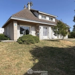 Maison de plain-pied 114 m² à Châtellerault avec 4 chambres et terrasse