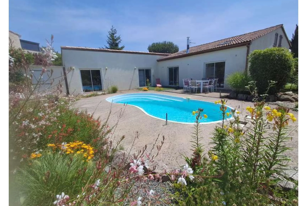 Maisons avec piscine à Lasgraisses - Très belle propriété familiale 