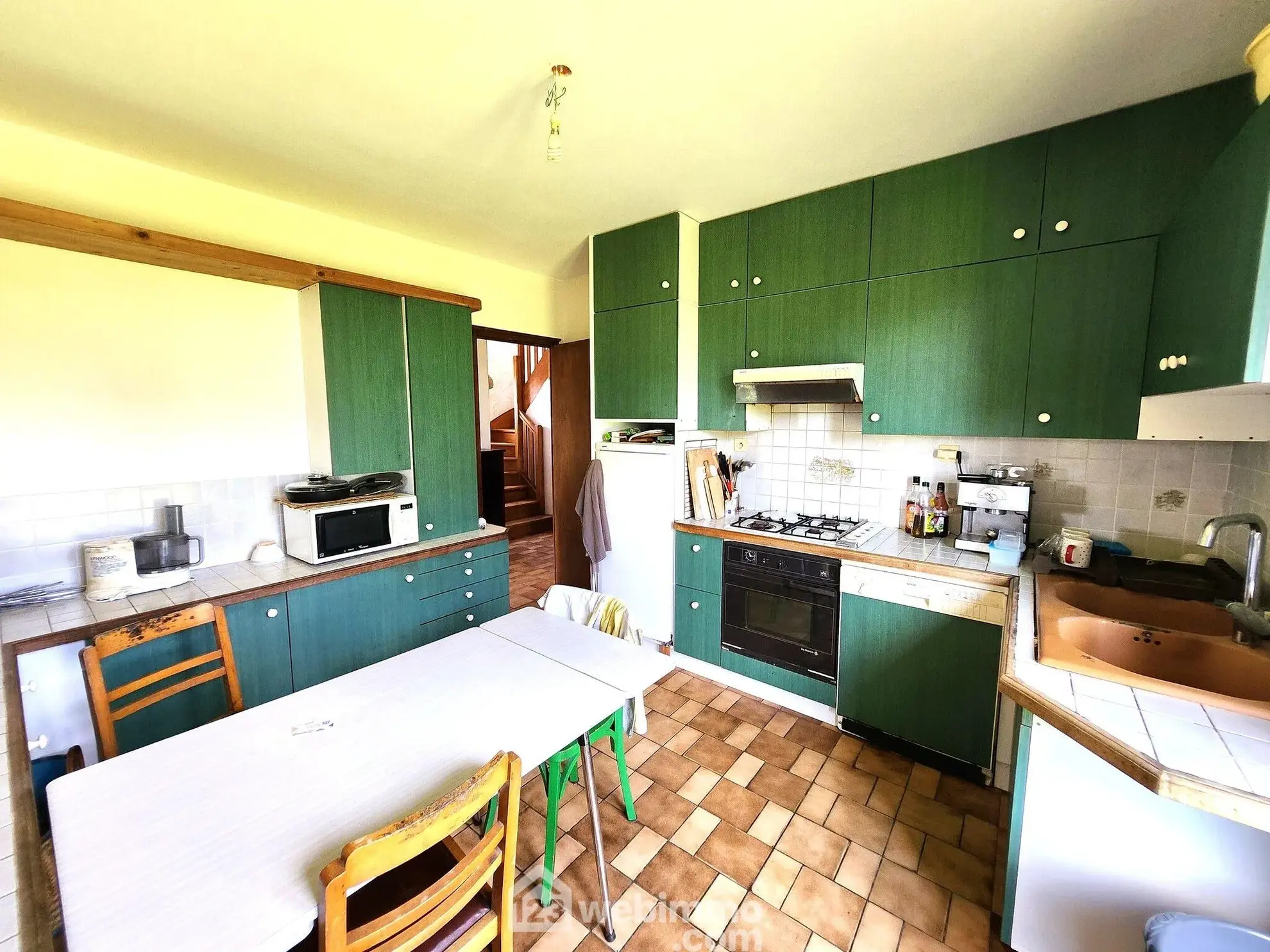Maison 104m² à vendre à Pleumeur-Bodou avec grand terrain arboré 