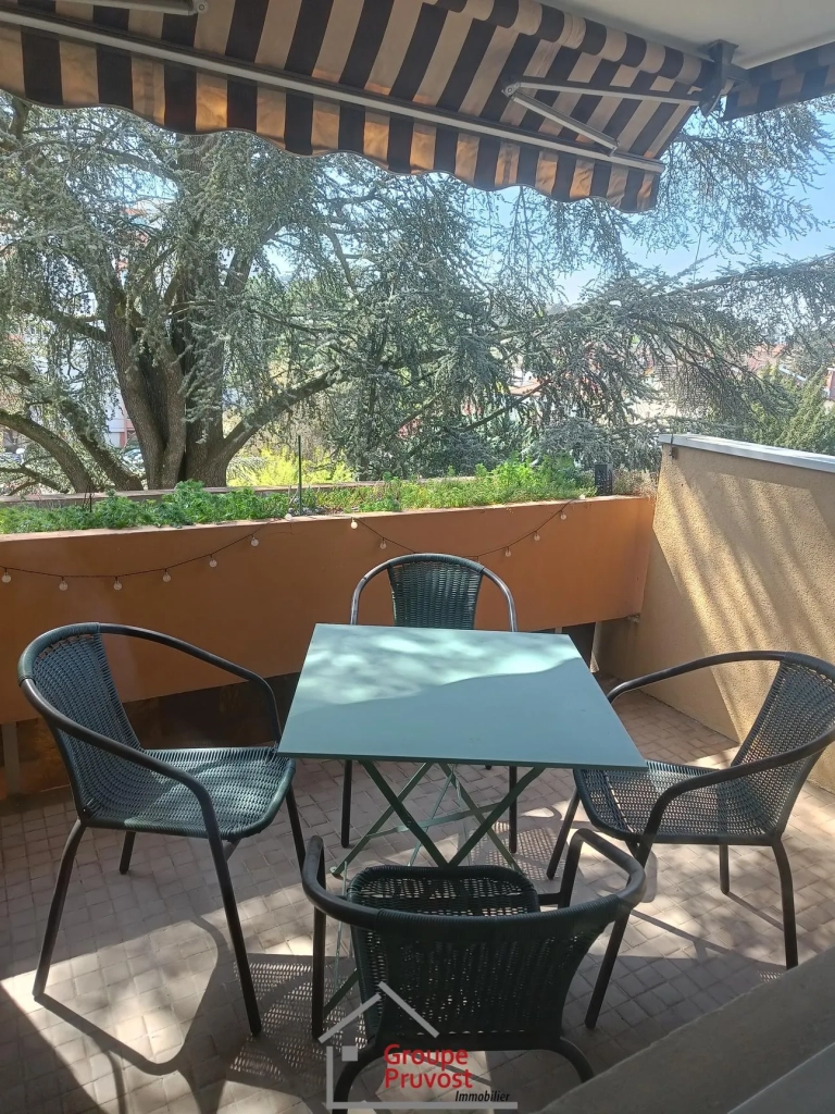 Appartement spacieux de 112 m² avec 4 chambres à Villefranche-sur-Saône
