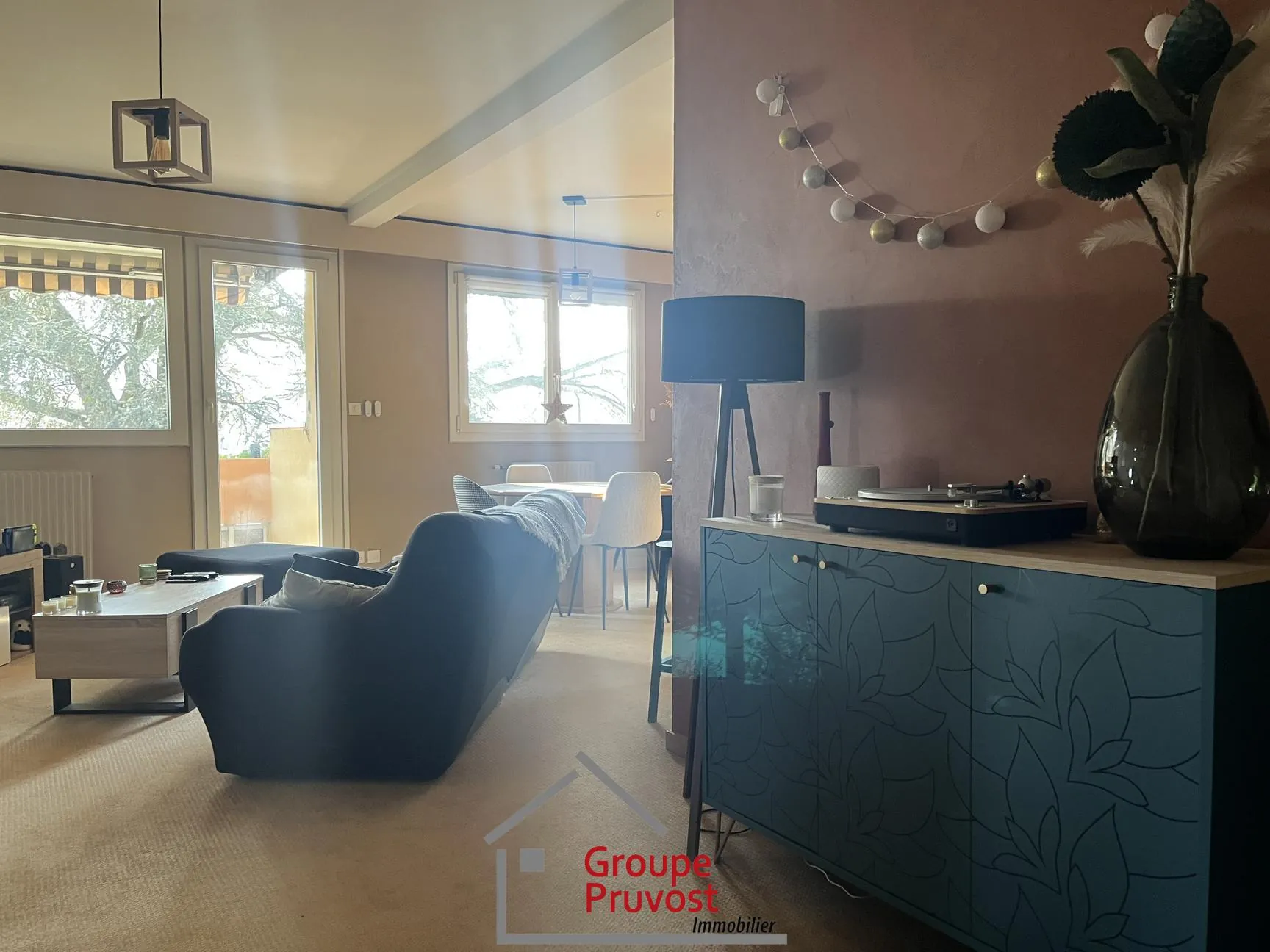 Appartement spacieux de 112 m² avec 4 chambres à Villefranche-sur-Saône 