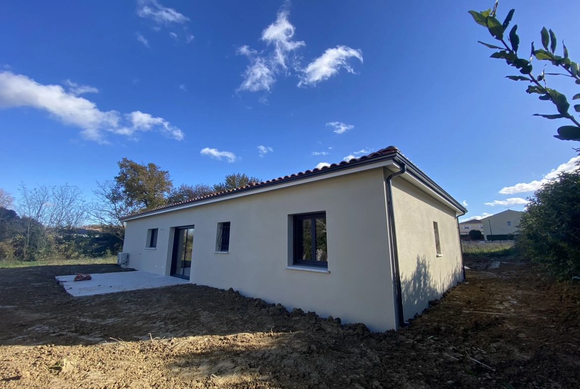 Maison neuve RE 2020 à construire à Pins-Justaret avec 3 chambres et options personnalisables 