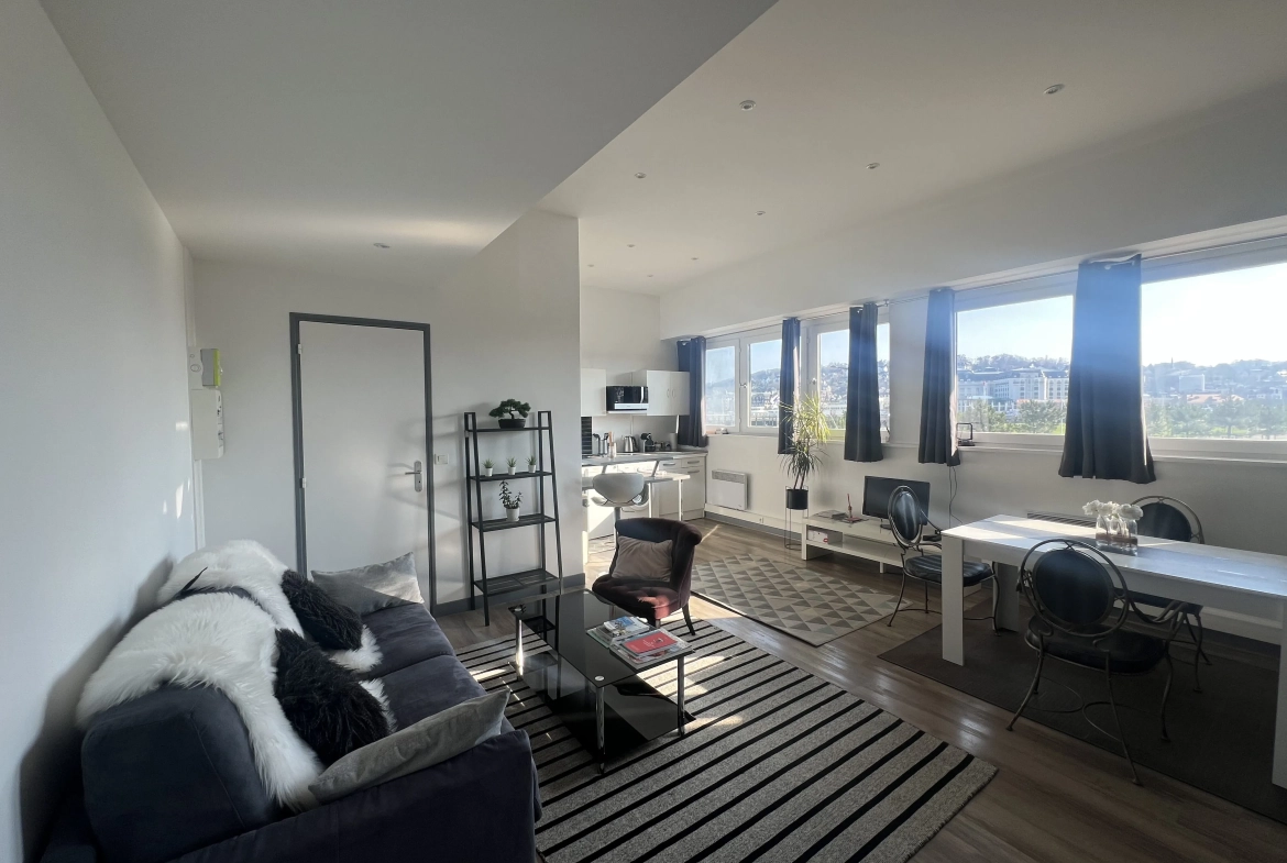 Studio à vendre à Deauville avec vue mer, idéal investissement ou pied-à-terre 