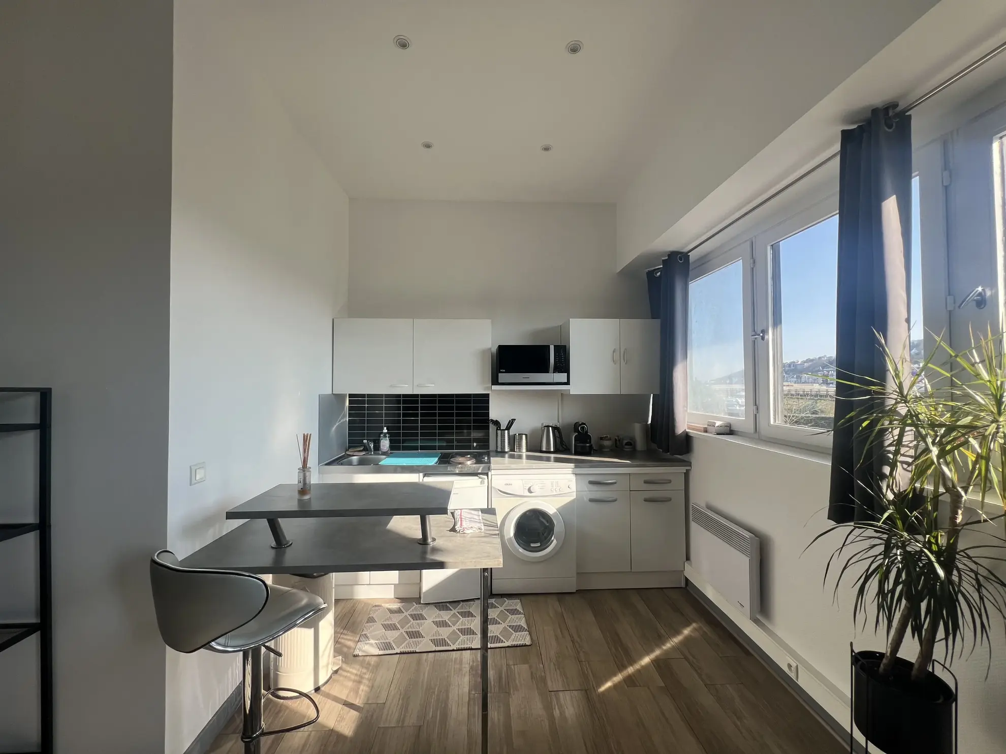 Studio à vendre à Deauville avec vue mer, idéal investissement ou pied-à-terre 
