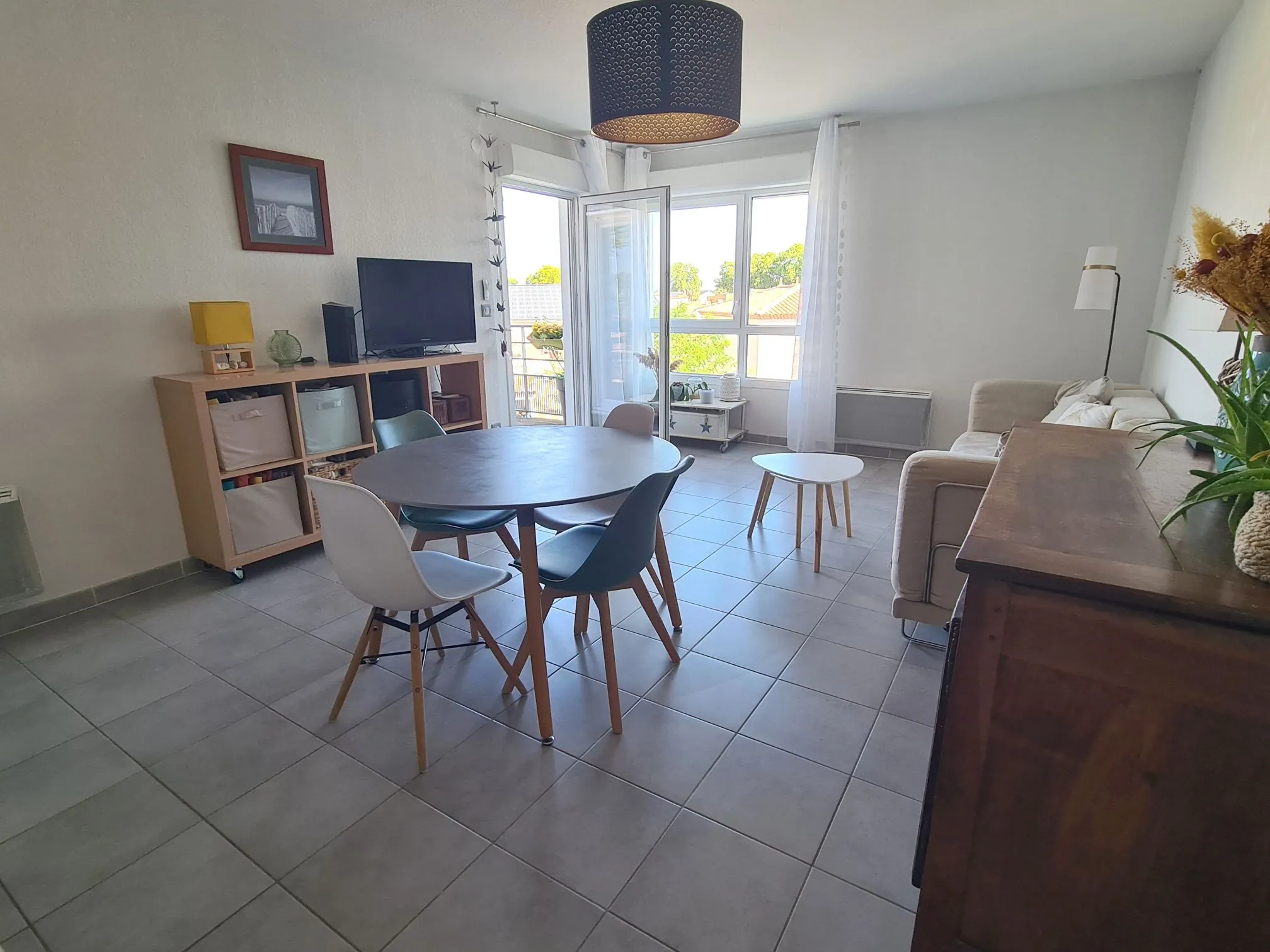 Appartement T2 de 50 m2 avec terrasse à Candillargues, proche gare et aéroport 