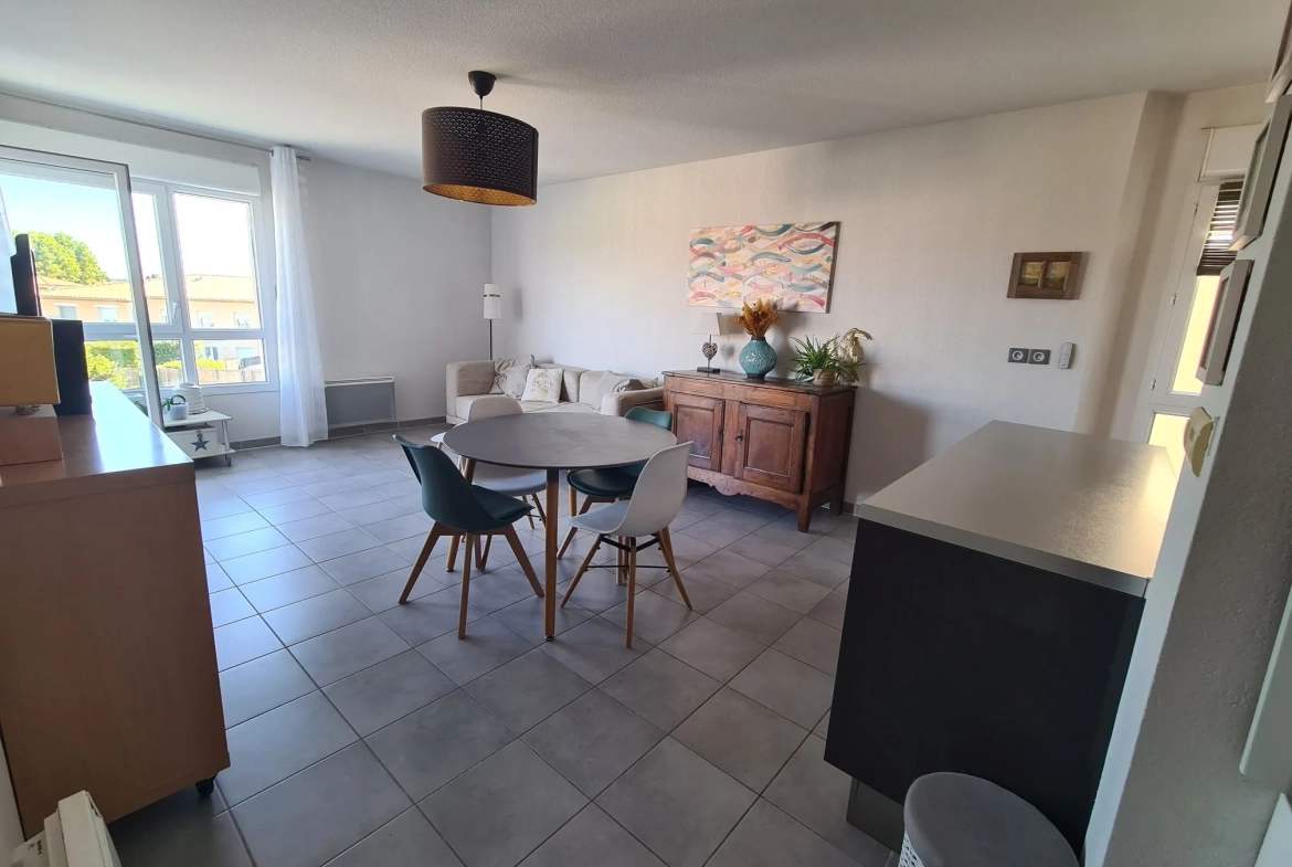 Appartement T2 de 50 m2 avec terrasse à Candillargues, proche gare et aéroport 