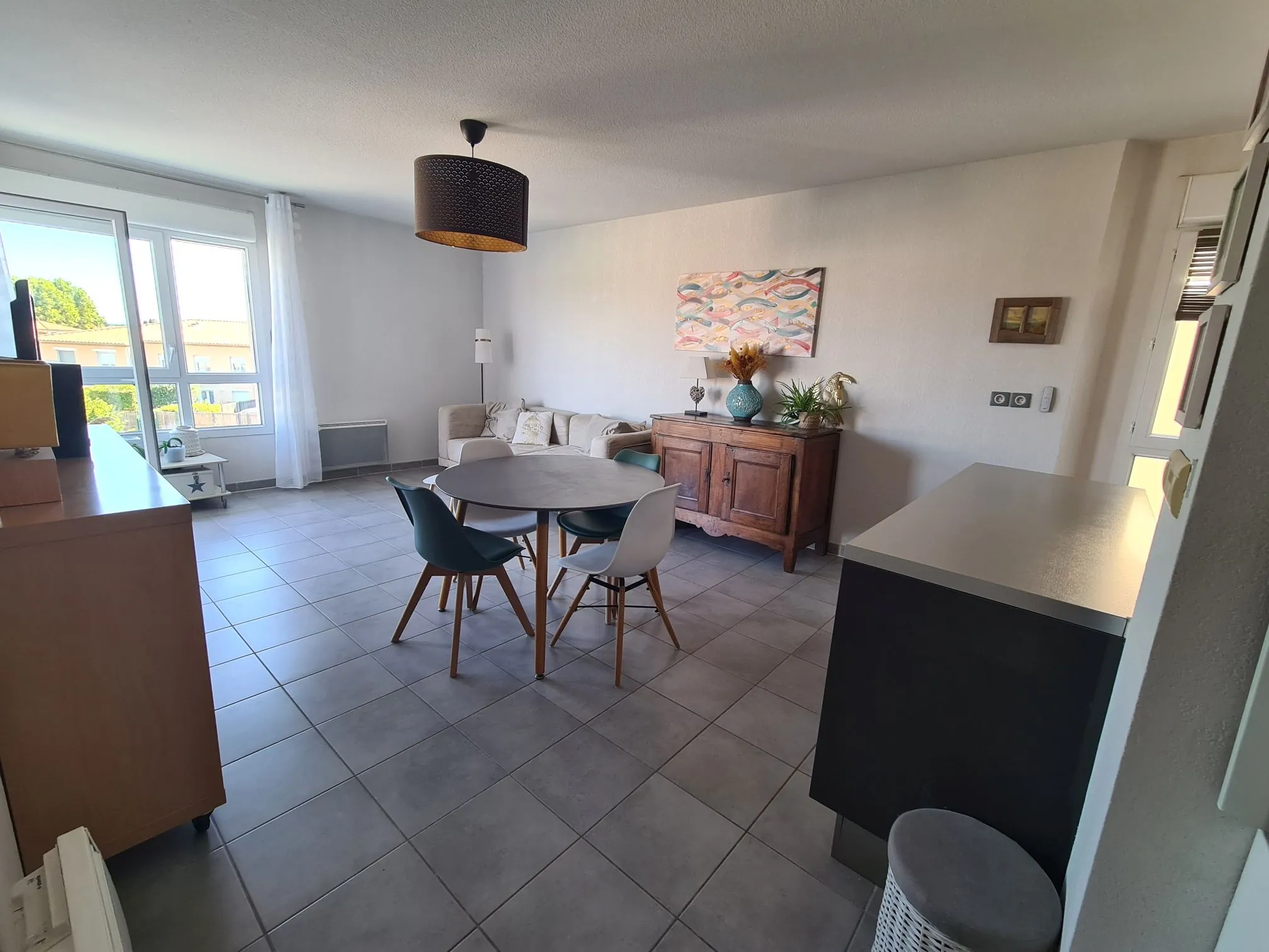 Appartement T2 de 50 m2 avec terrasse à Candillargues, proche gare et aéroport 