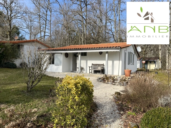 Charmante maison de plain-pied dans un village de vacances à Écuras