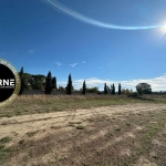 Terrain constructible de 296 m² au Puy Sainte Réparade, proche Aix-en-Provence