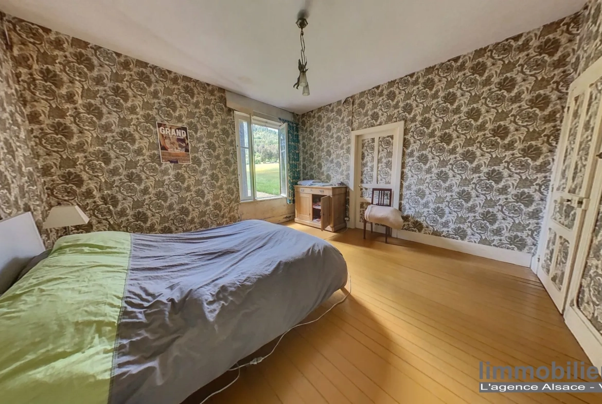 Ferme à vendre à Taintrux - Charme, espace et potentiel dans cadre verdoyant 