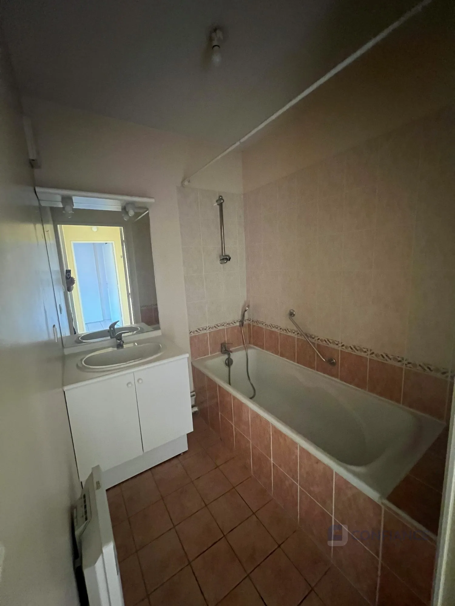 Appartement à vendre à Mâcon – 3 pièces, 65 m² avec garage double, proche centre-ville et gare 