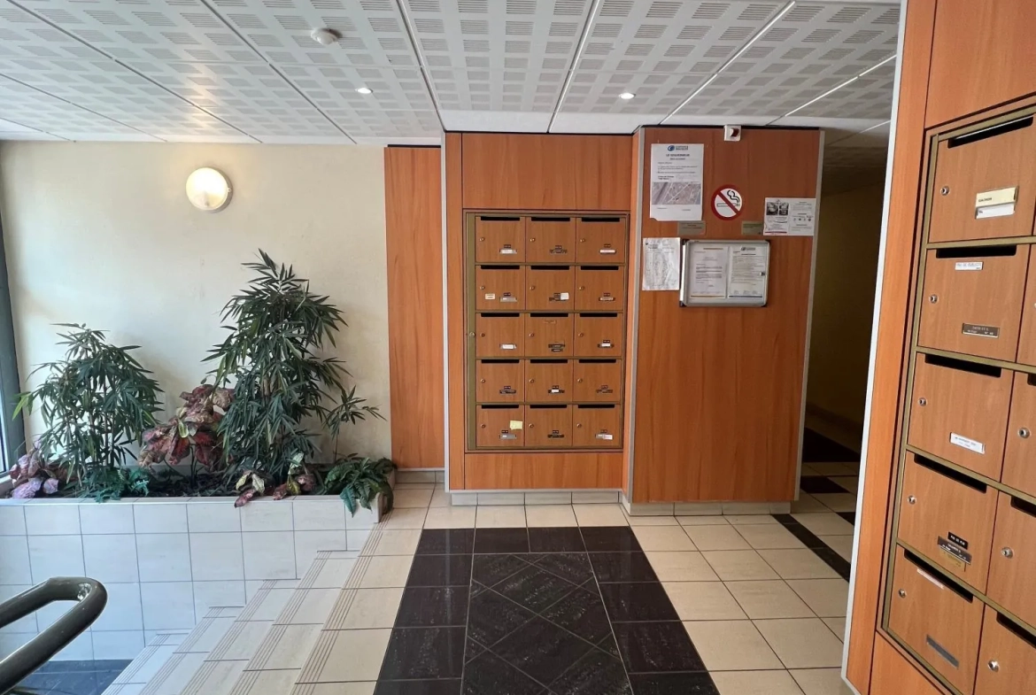 Appartement à vendre à Mâcon – 3 pièces, 65 m² avec garage double, proche centre-ville et gare 