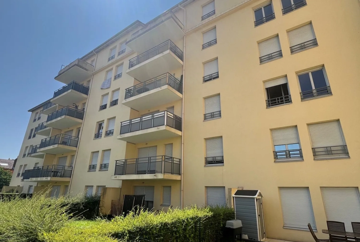 Appartement à vendre à Mâcon – 3 pièces, 65 m² avec garage double, proche centre-ville et gare 