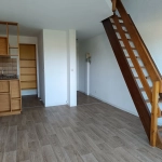 Appartement T2 duplex avec balcon, parking privé à Meschers-sur-Gironde